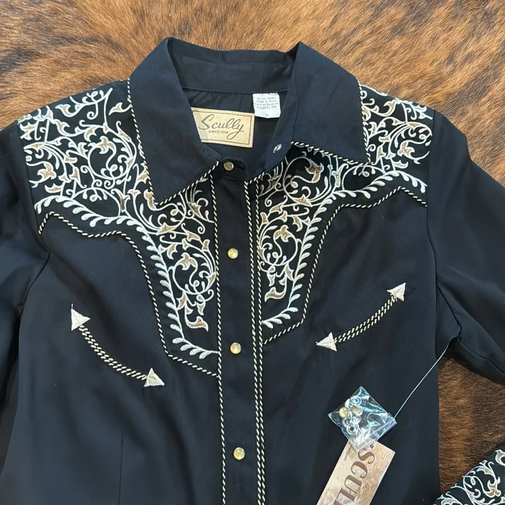 NWT SCULLY WOMEN'S SCROLL EMBROIDERED LONG SLEEVE PEARL SNAP WESTERN SHIRT - Picture 5 of 8